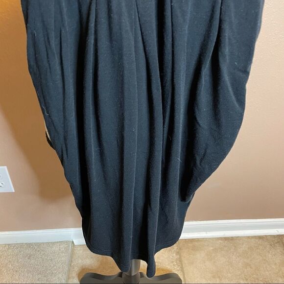 Poof black blouse with v neck - Picture 3 of 7